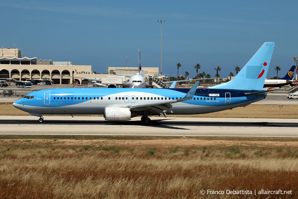 LY-TUI (33974) 2004 Boeing 737-85P(WL)