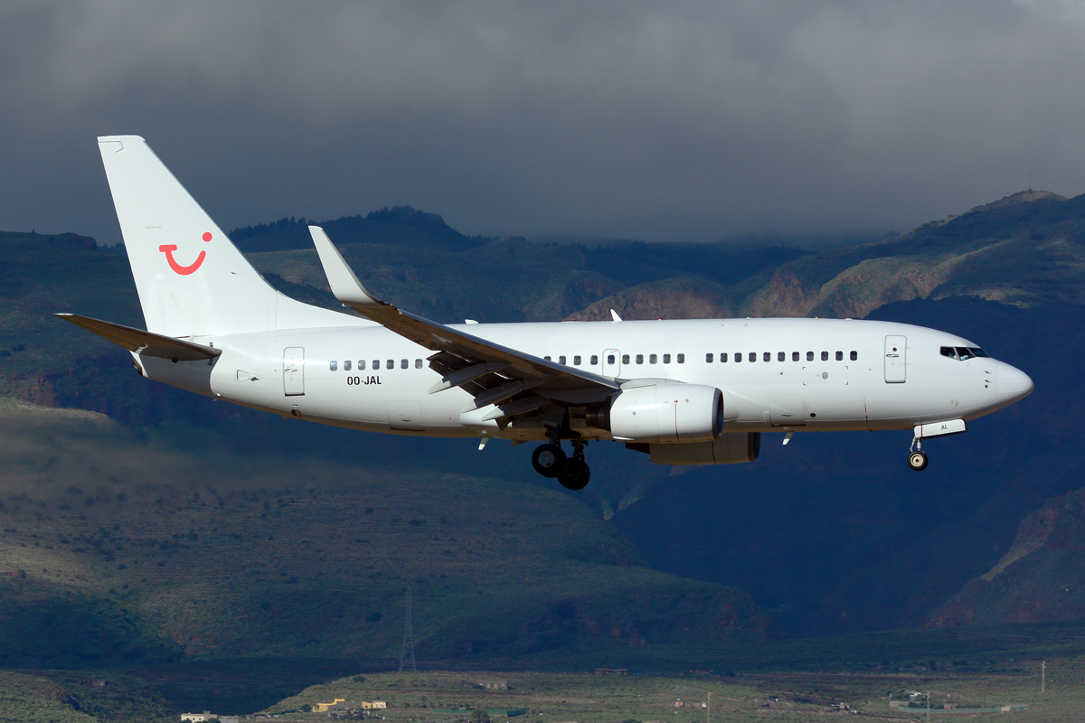 OO-JAL (30668) 2004 Boeing 737-7K2(WL)