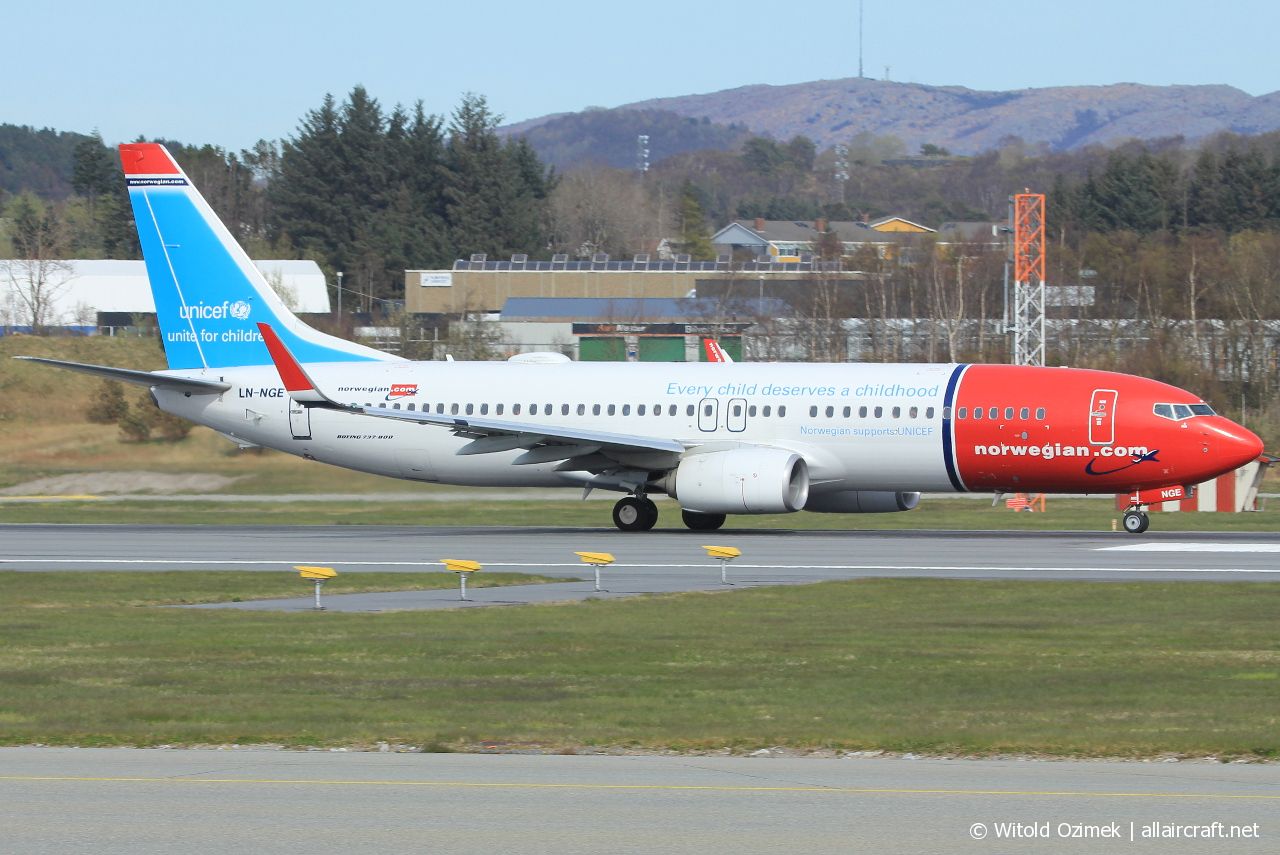 LN-NGE (39050) 2012 Boeing 737-8JP(WL)