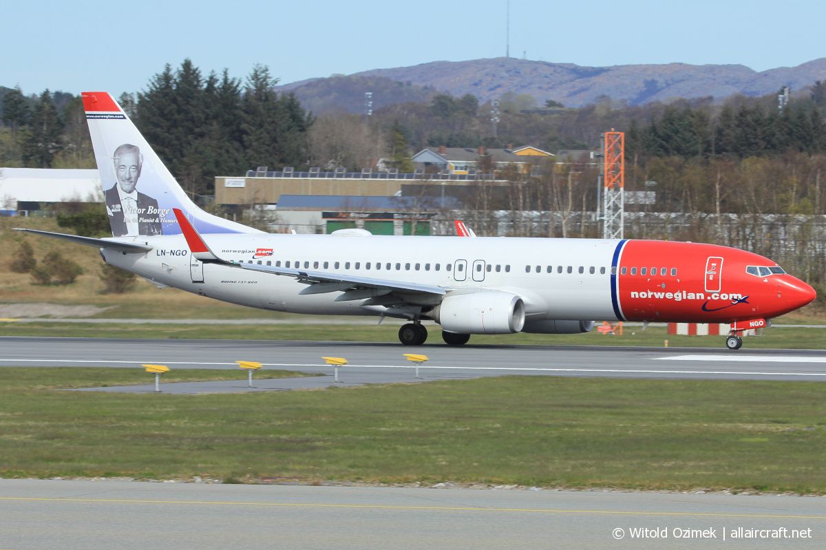 LN-NGO (39026) 2013 Boeing 737-8JP(WL)