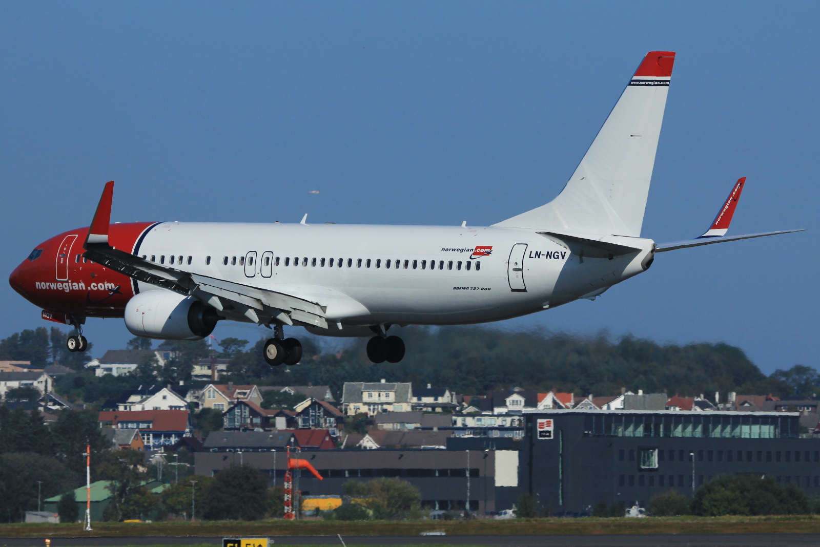 LN-NGV (39031) 2014 Boeing 737-8JP WL