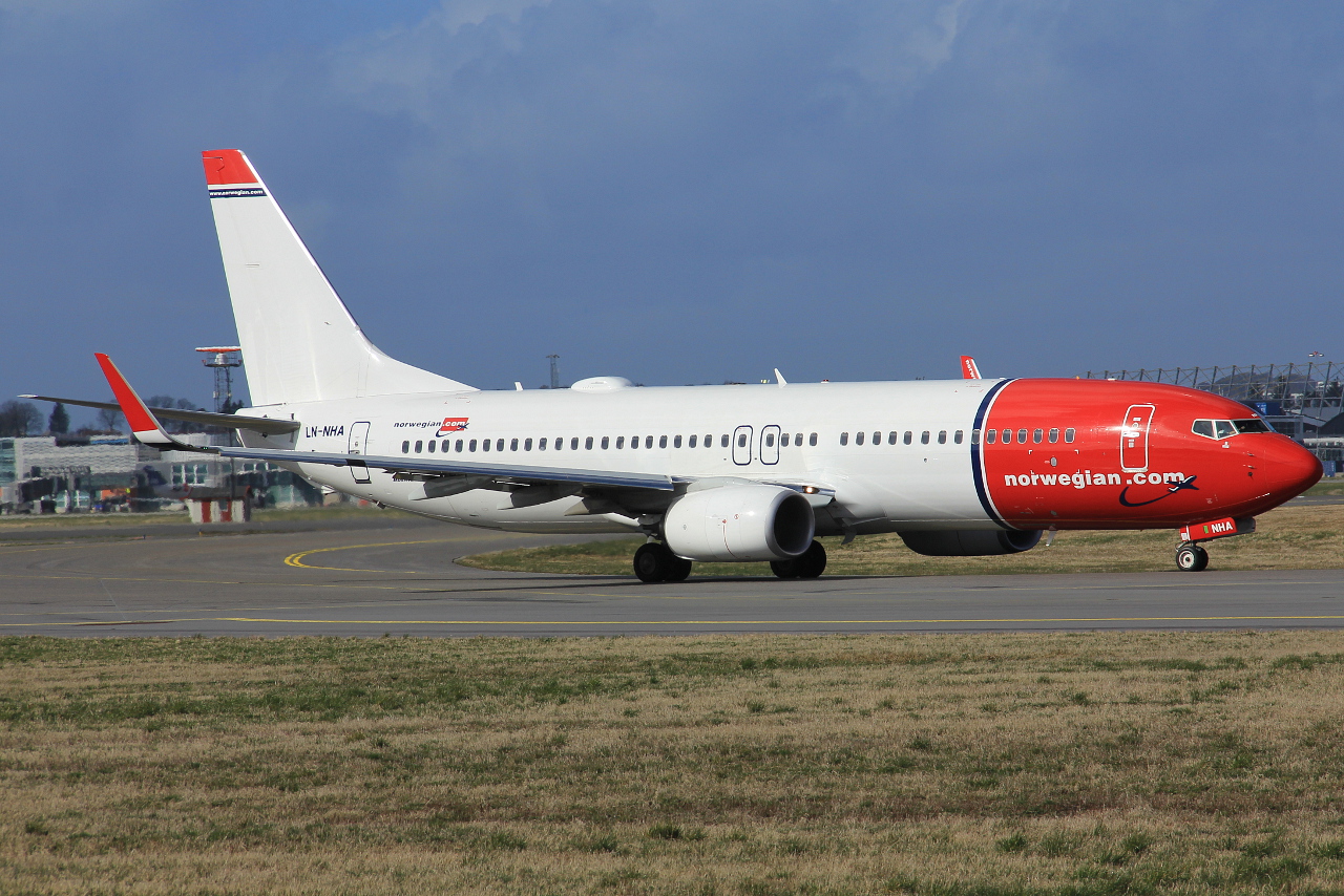 LN-NHA (41129) 2014 Boeing 737-8JP WL