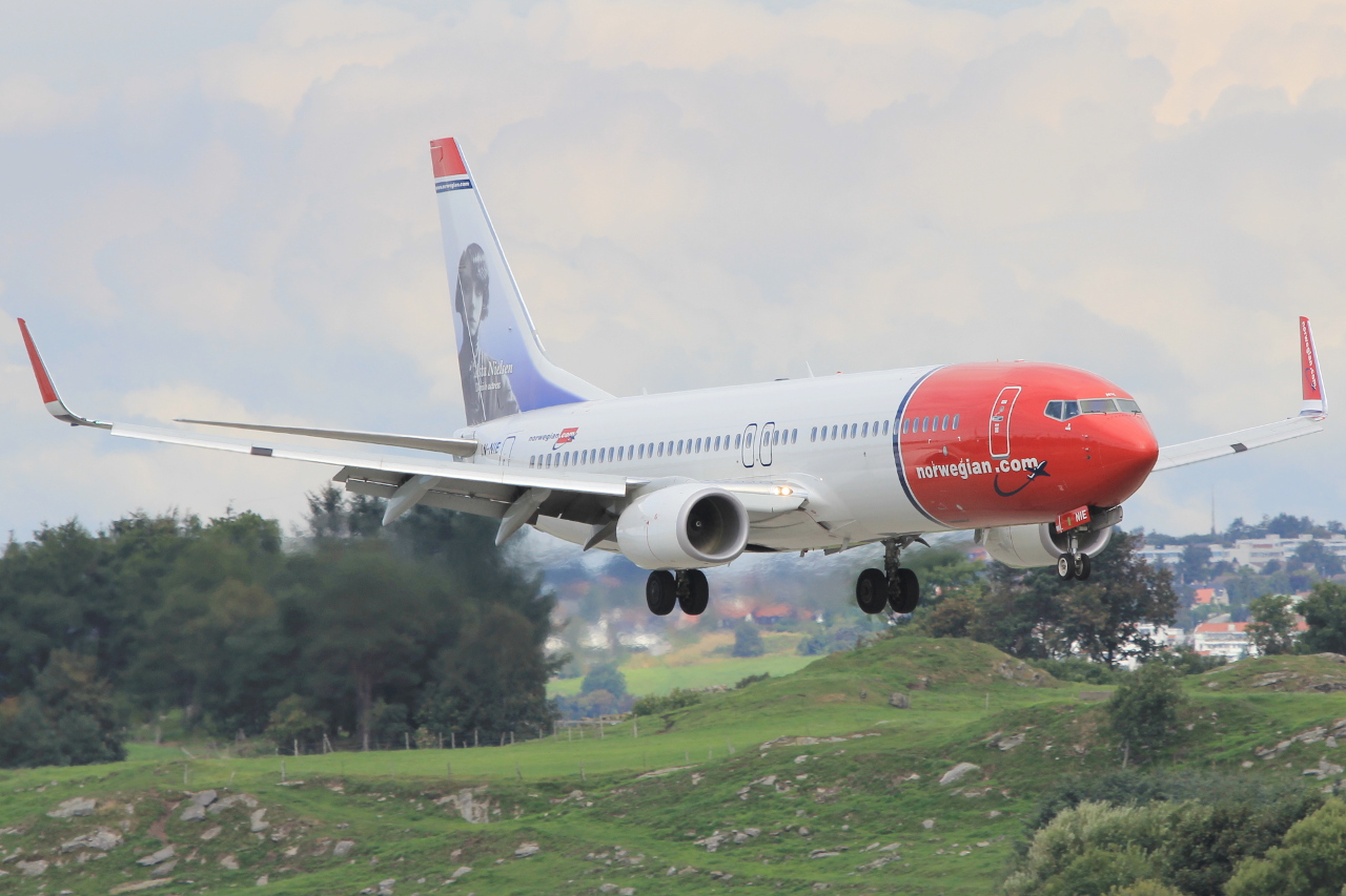 LN-NIE (39435) 2013 Boeing 737-8JP WL