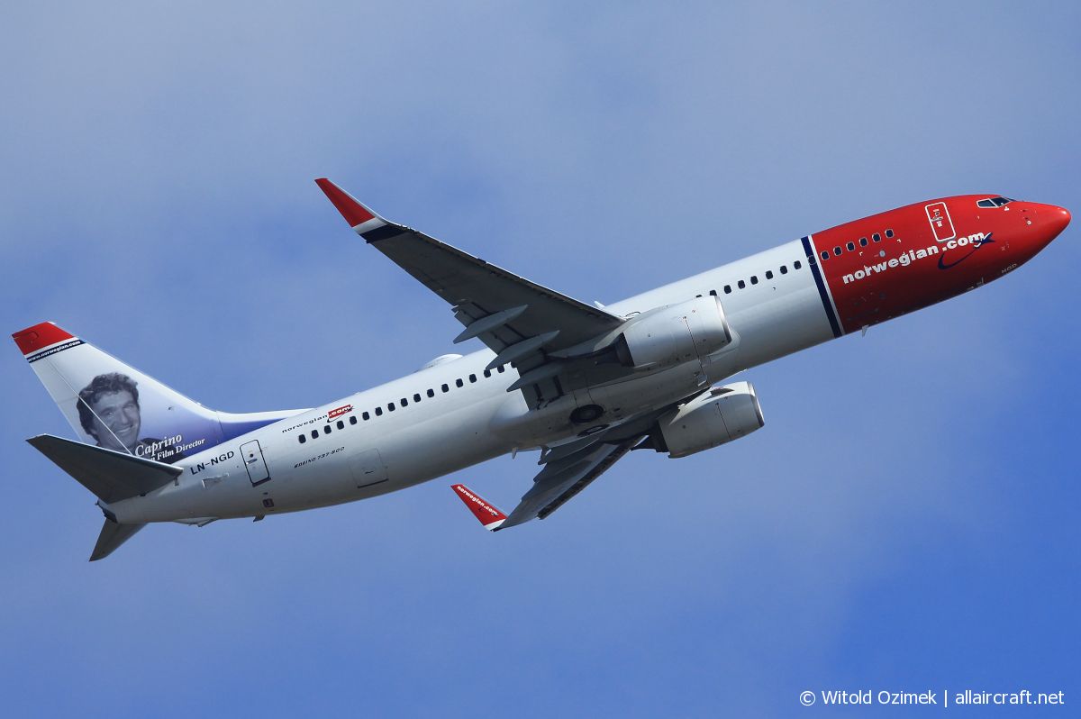 LN-NGD (39049) 2012 Boeing 737-8JP WL