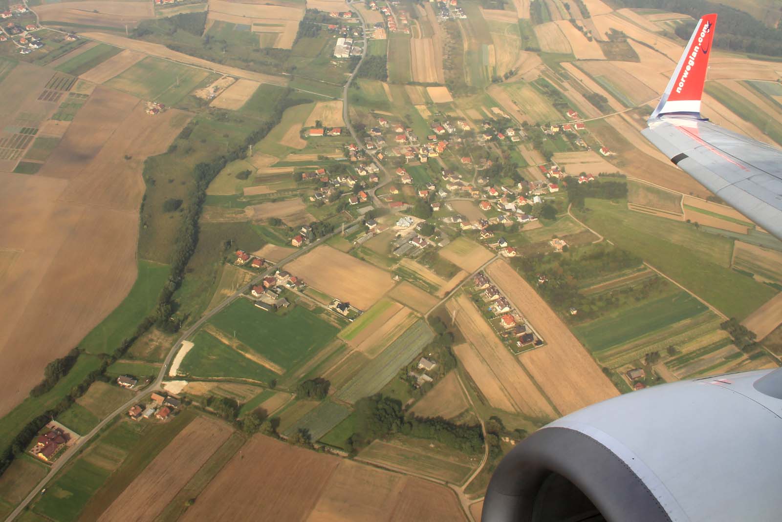 LN-NOT (37816) 2010 Boeing 737-8JP WL