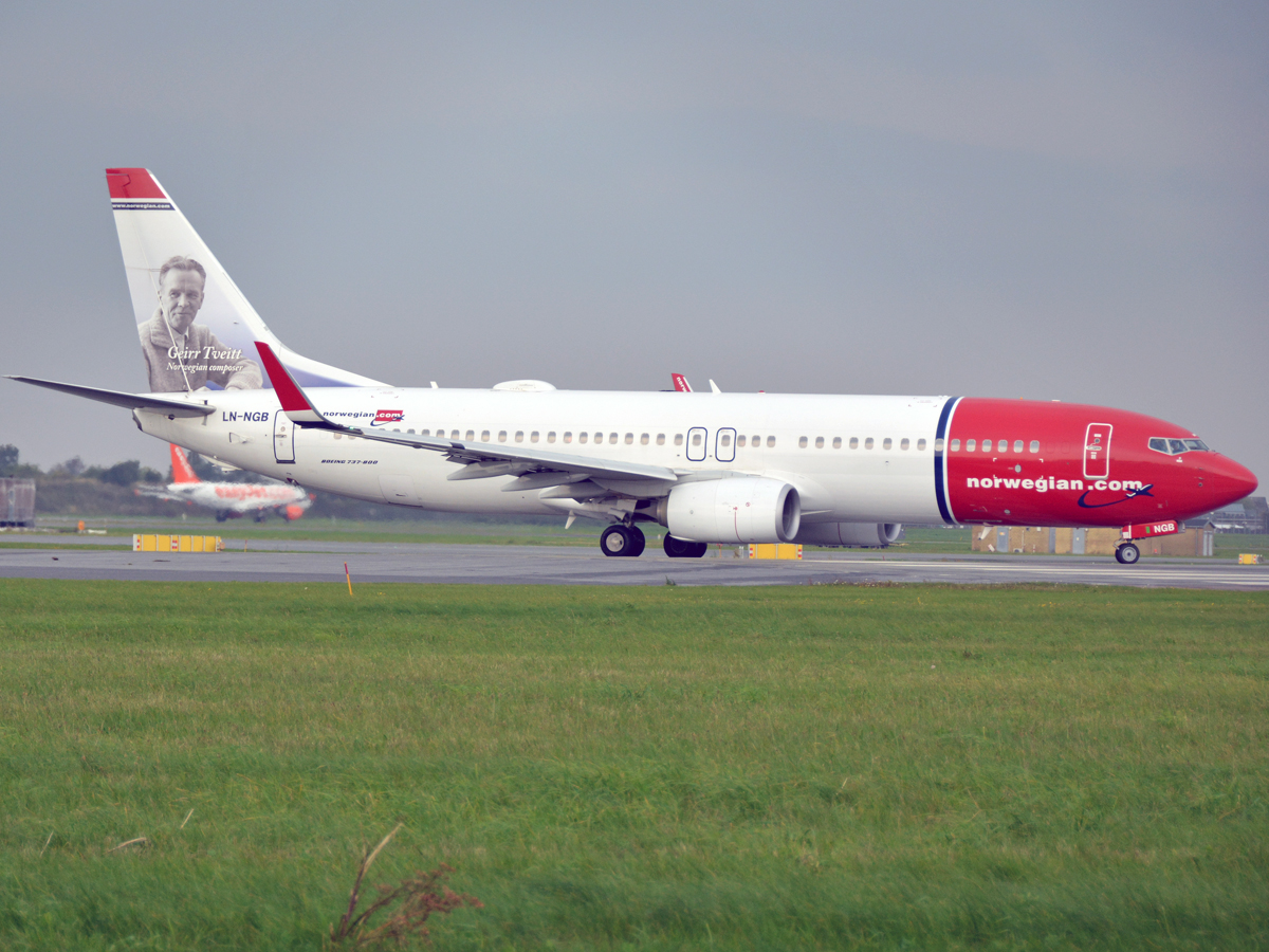 LN-NGB (39015) 2012 Boeing 737-8JP WL