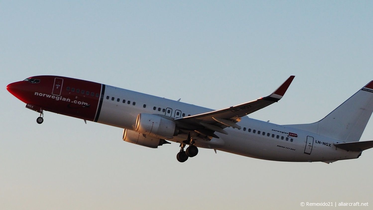 LN-NGX (29033) 2014 Boeing 737-8JP WL