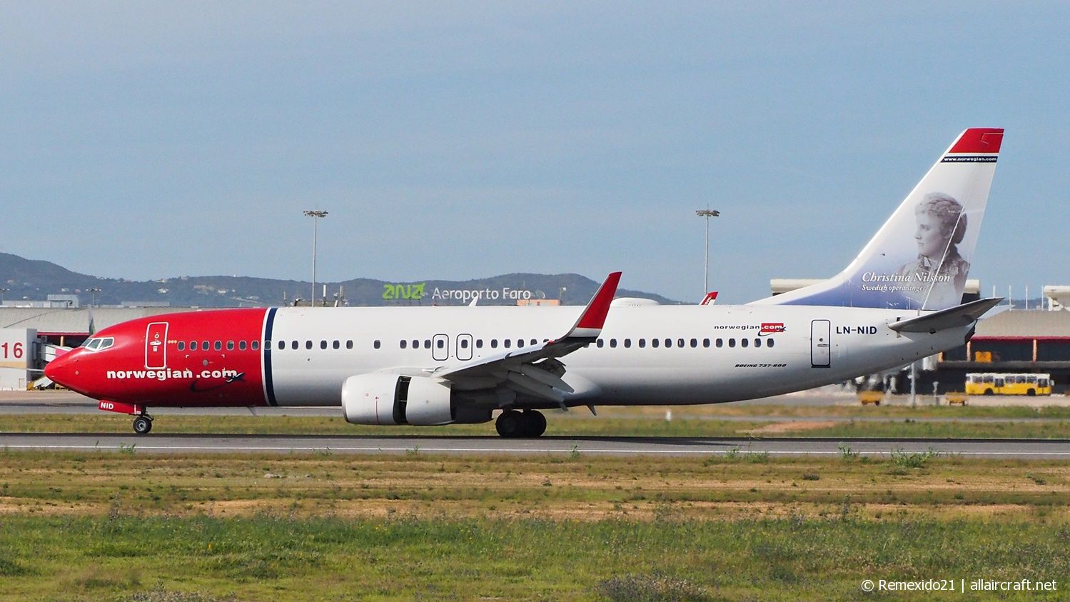 LN-NID (40544) 2013 Boeing 737-8JP WL