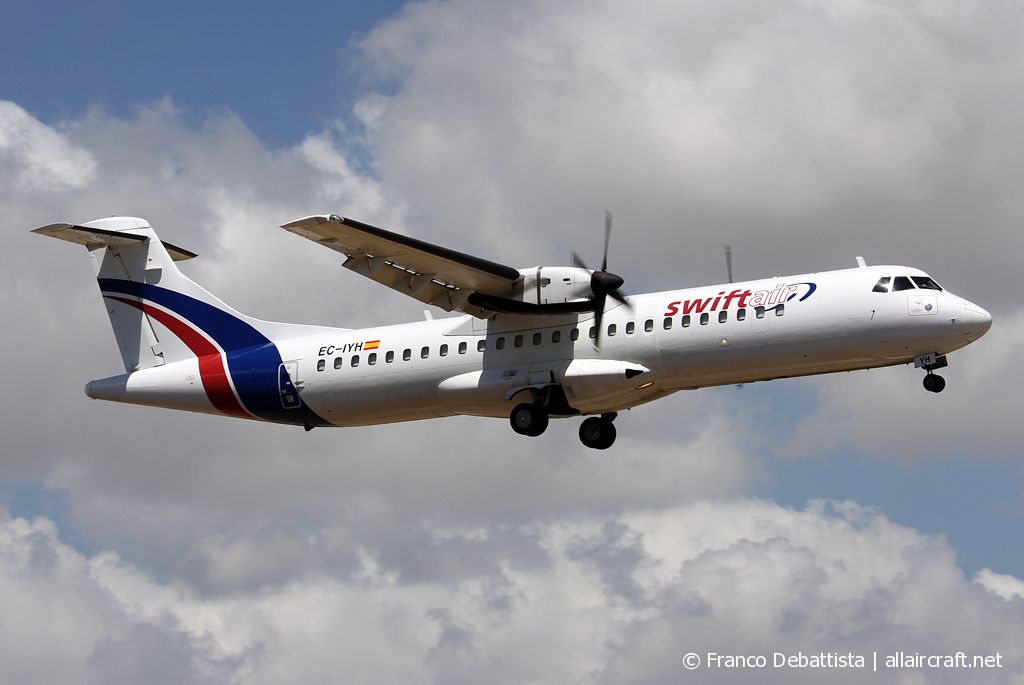 EC-IYH ( 330 ) 1992 ATR-72-202(F)