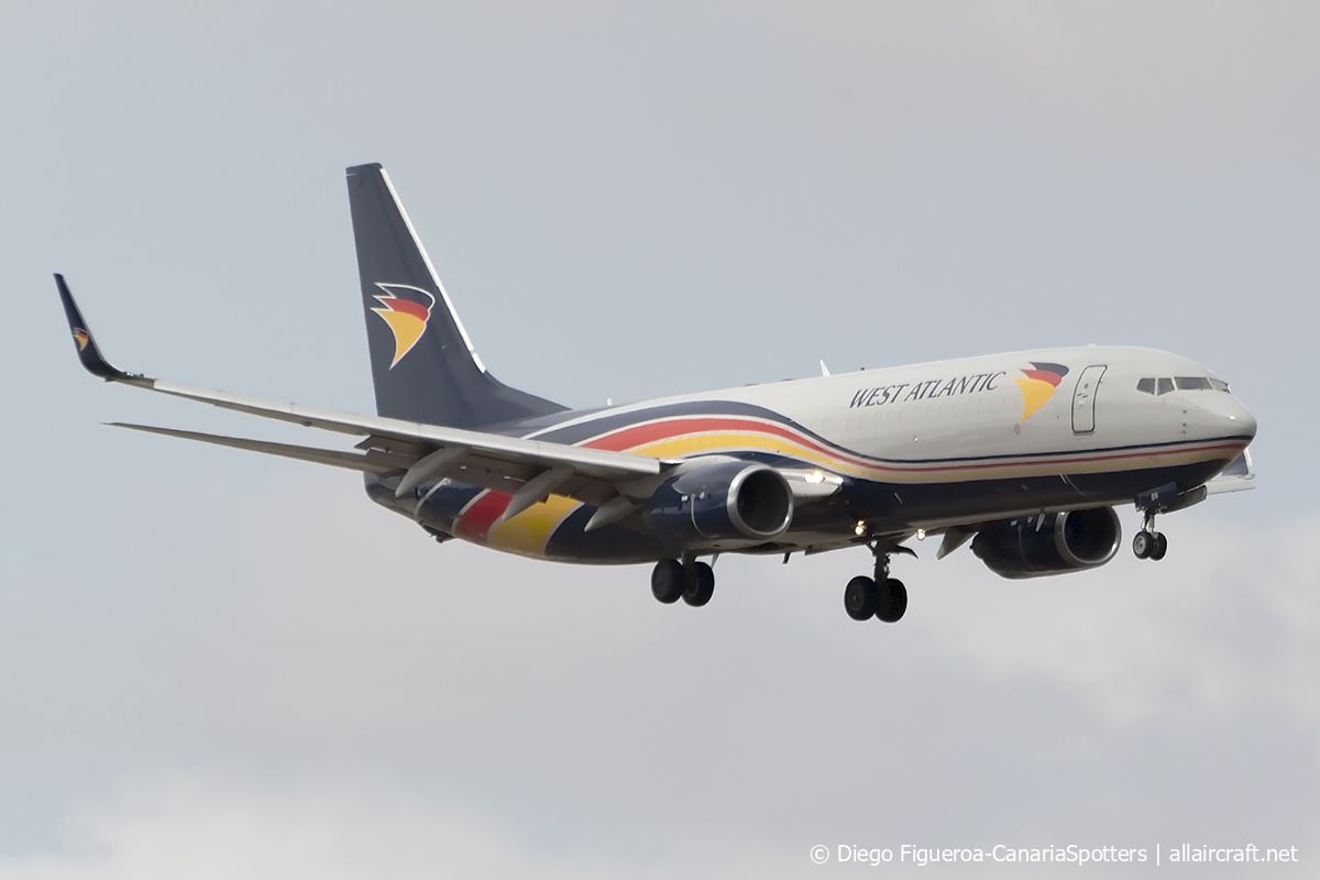 EC-OBN (32612) 2002 Boeing 737-83N(BCF)(WL)