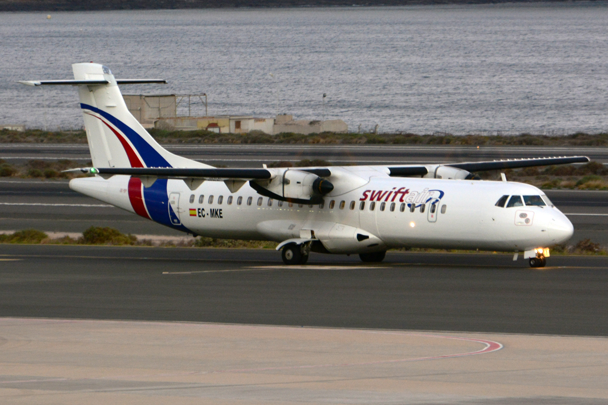 EC-MKE (494) 1997 ATR-72-500