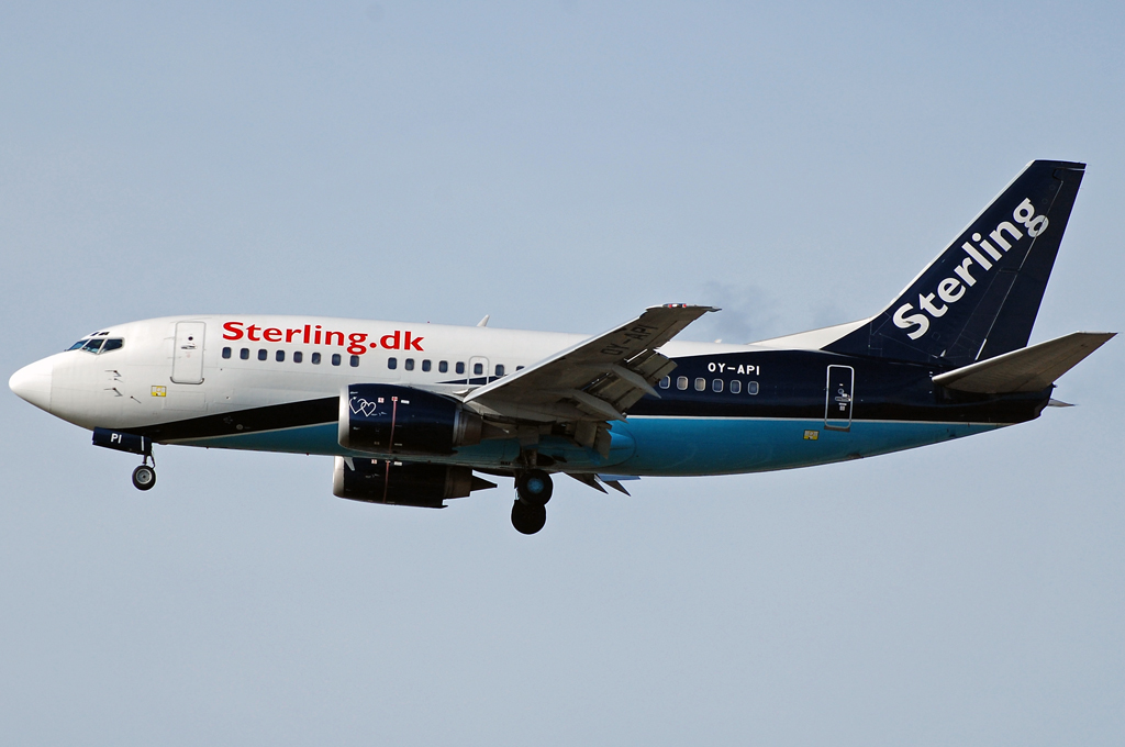 OY-API (28722) 1997 Boeing 737-5L9