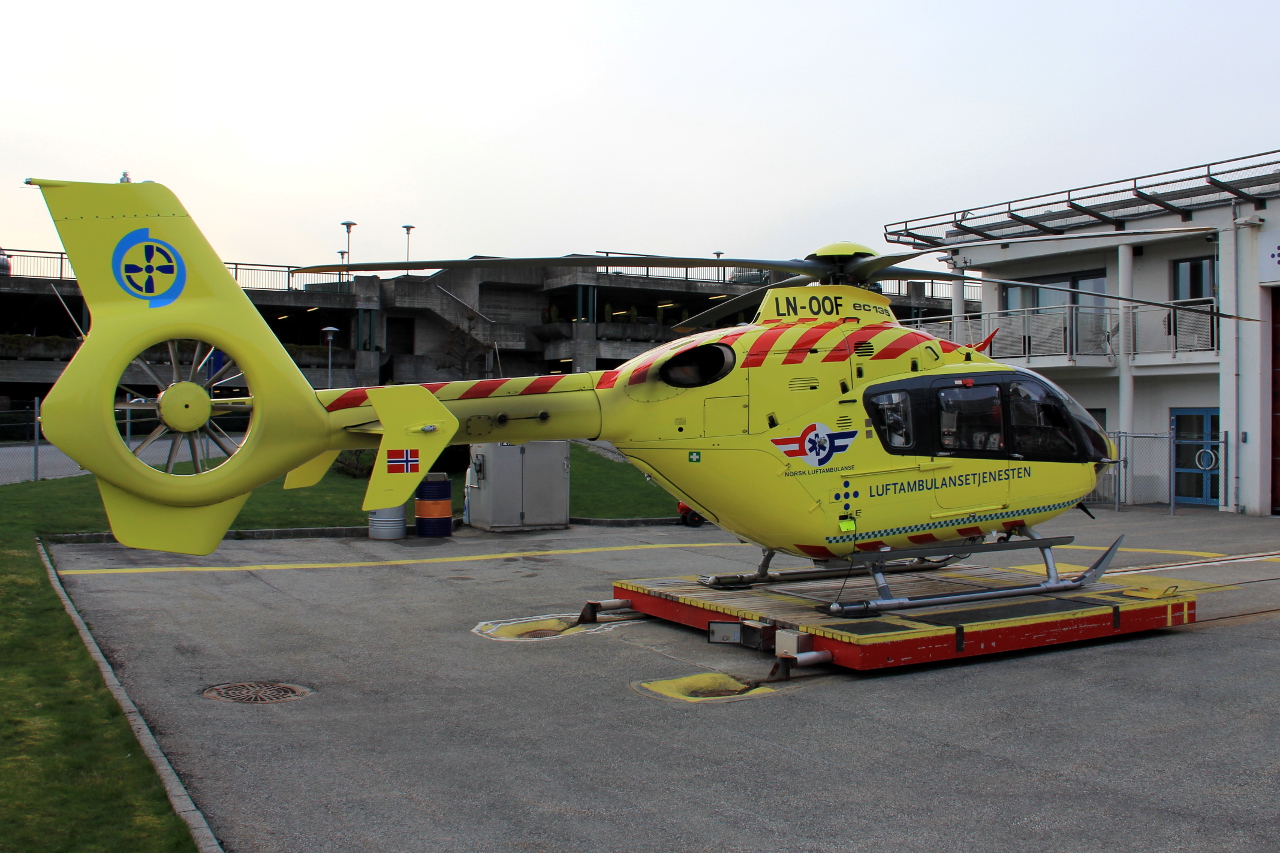 LN-OOF (0390) 2005 Eurocopter EC 135P2