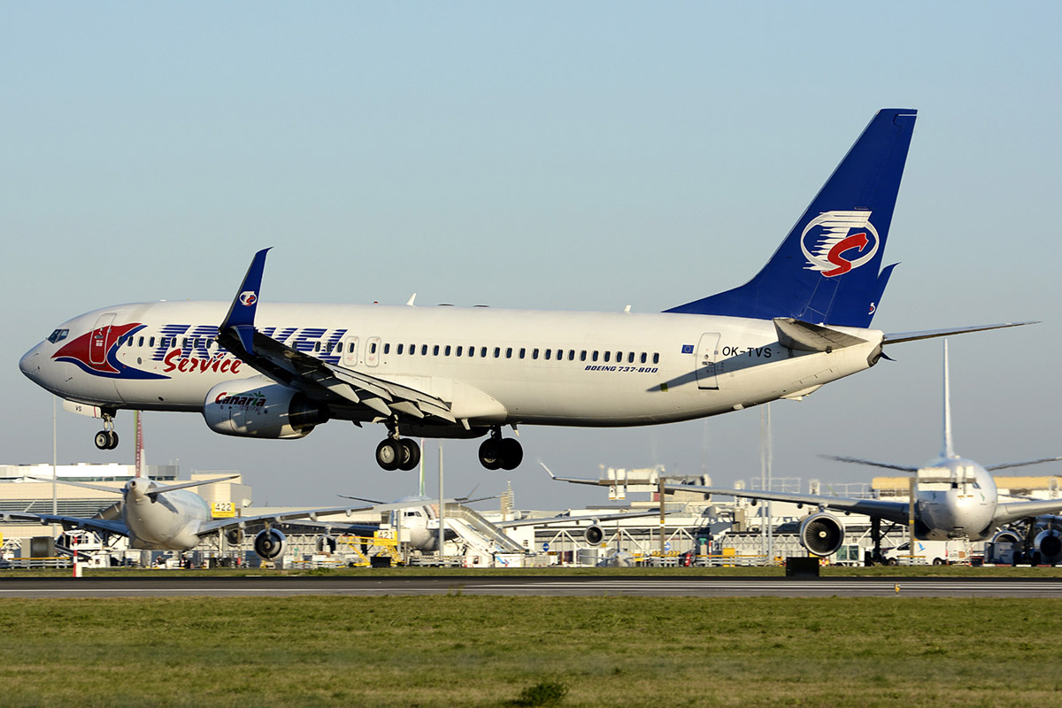 OK-TVS (39404) 2011 Boeing 737-86N WL