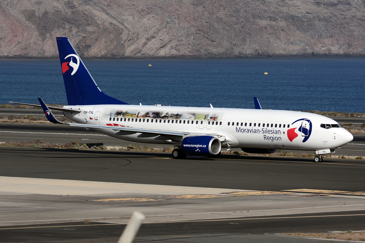 OK-TVL (37076) 2010 Boeing 737-8FN(WL)