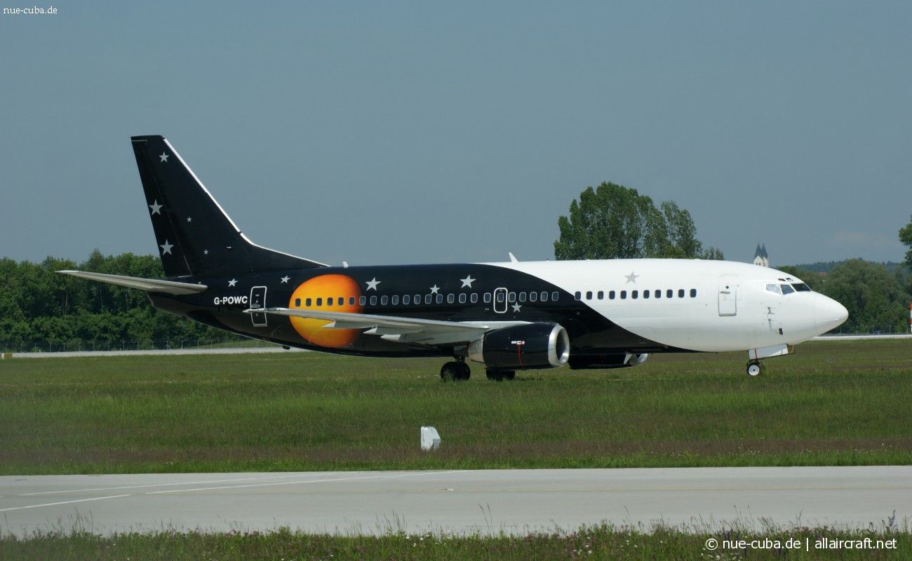 G-POWC (25402) 1991 Boeing 737-33A(QC)