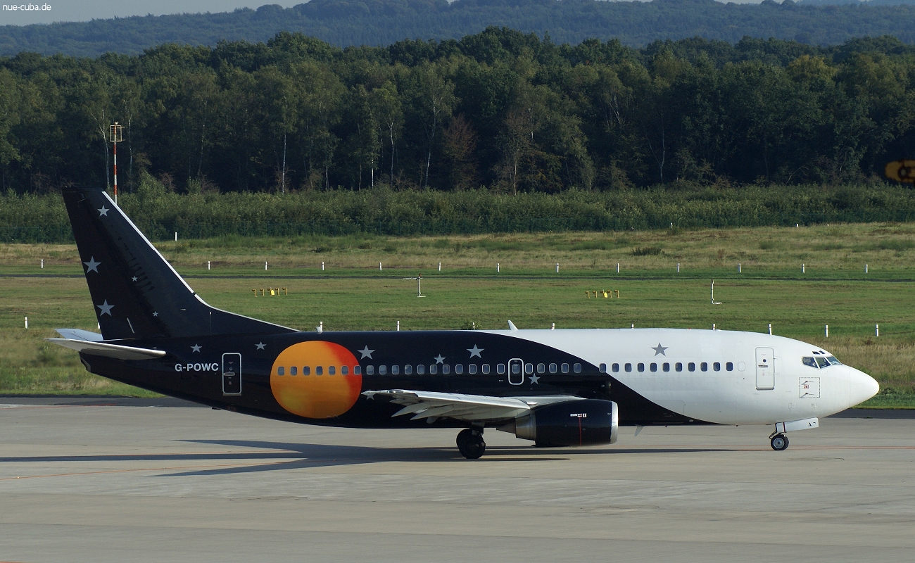 G-POWC (25402) 1991 Boeing 737-33A QC