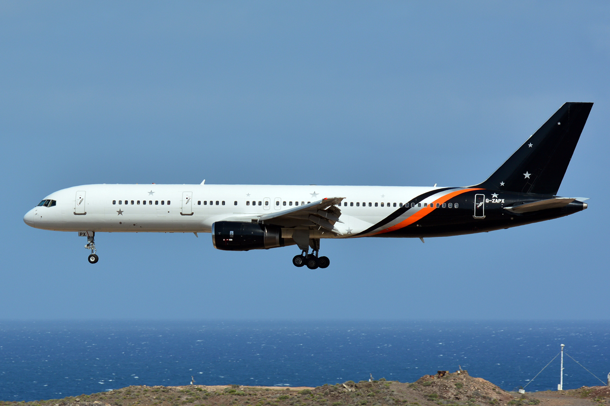 G-ZAPX (29309) 2000 Boeing 757-256