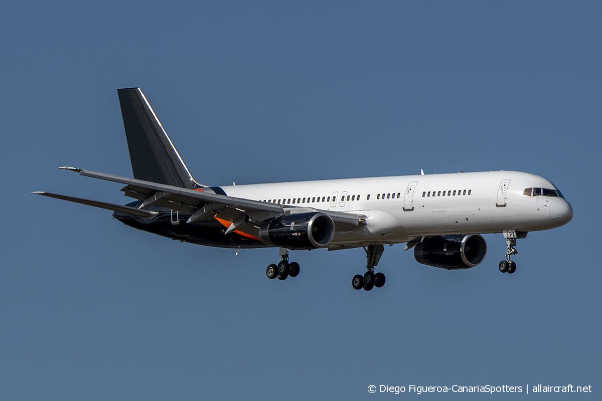G-ZAPX (29309) 2000 Boeing 757-256
