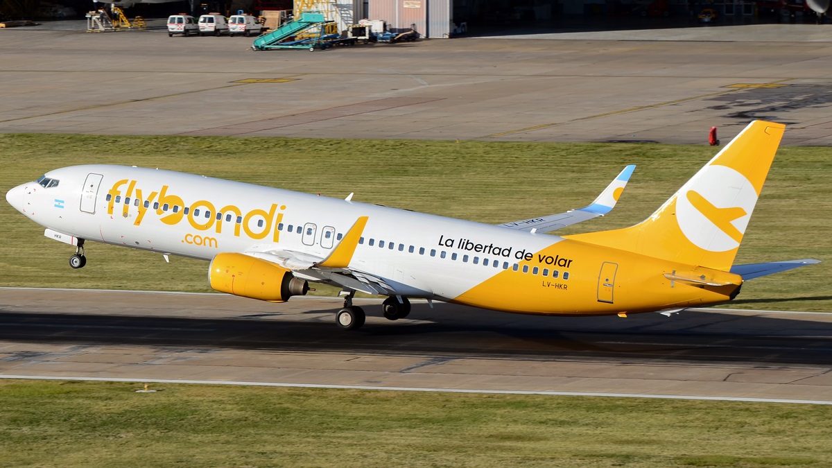 LV-HKR (362614) Boeing 737-83N(WL)