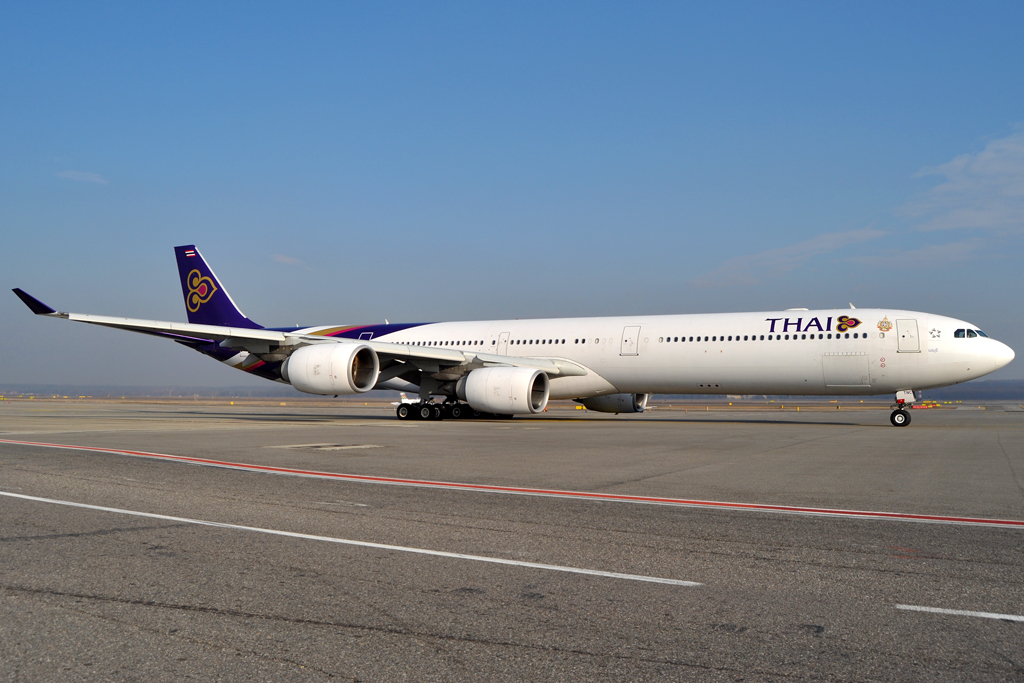 HS-TNC, (cn 689), Airbus A340-642