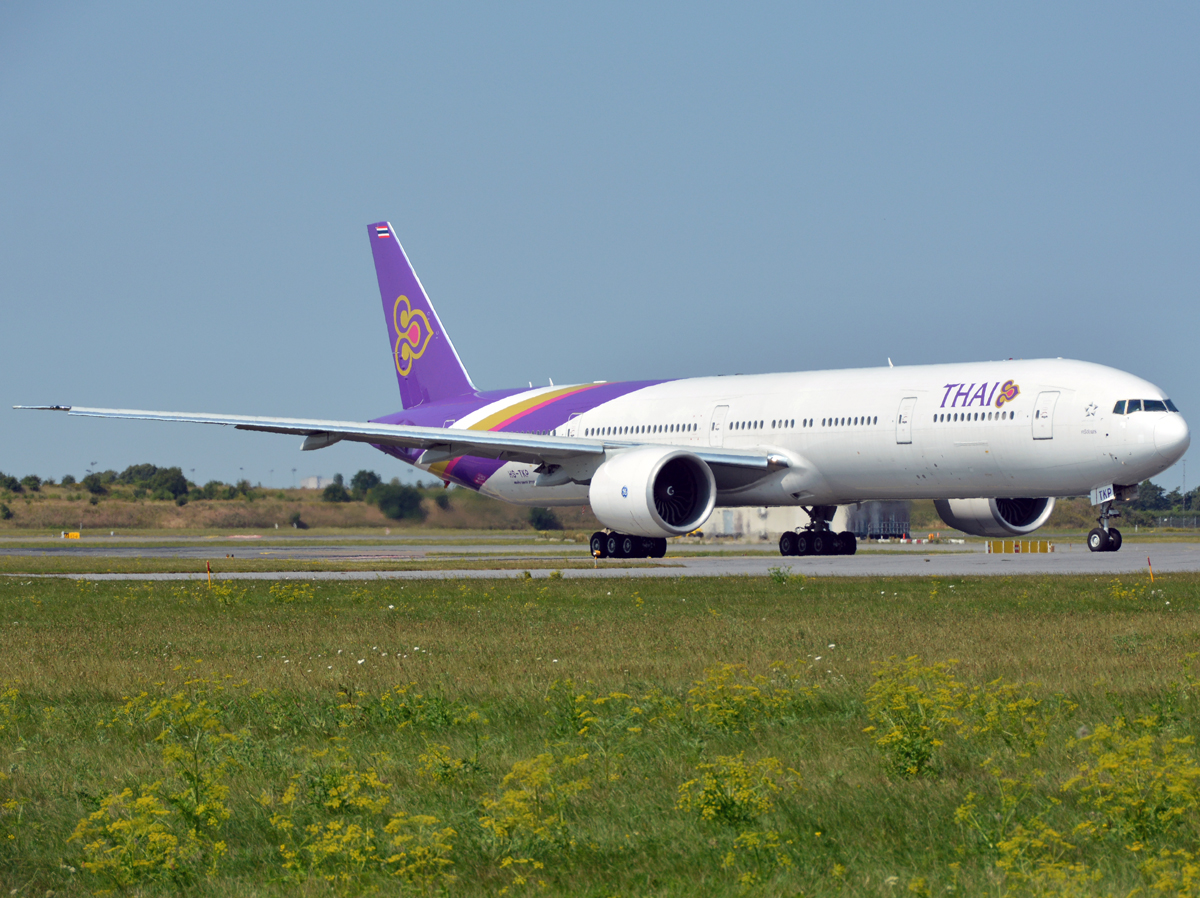 HS-TKP, (cn 41525/1119), Boeing 777-3AL/ER