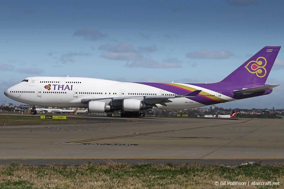 HS-TGA (32369) 2001 Boeing 747-4D7
