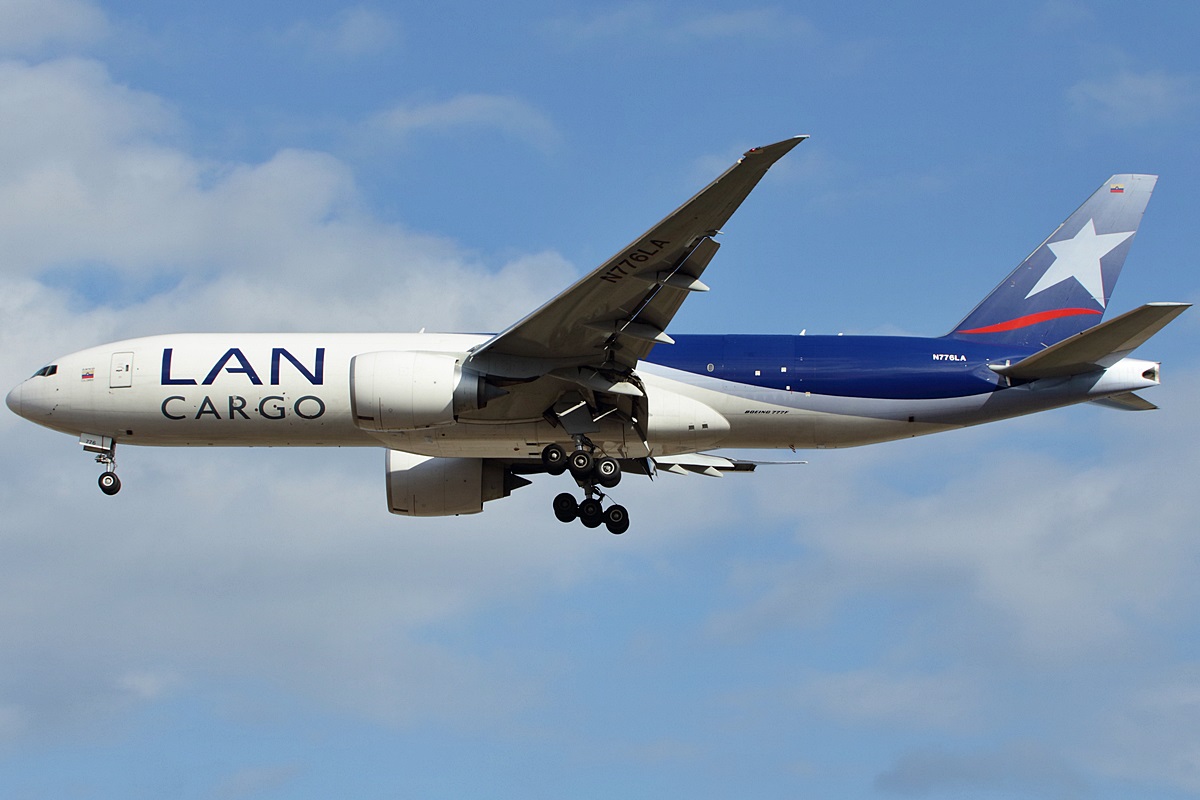N776LA, (cn 38091), Boeing 777F
