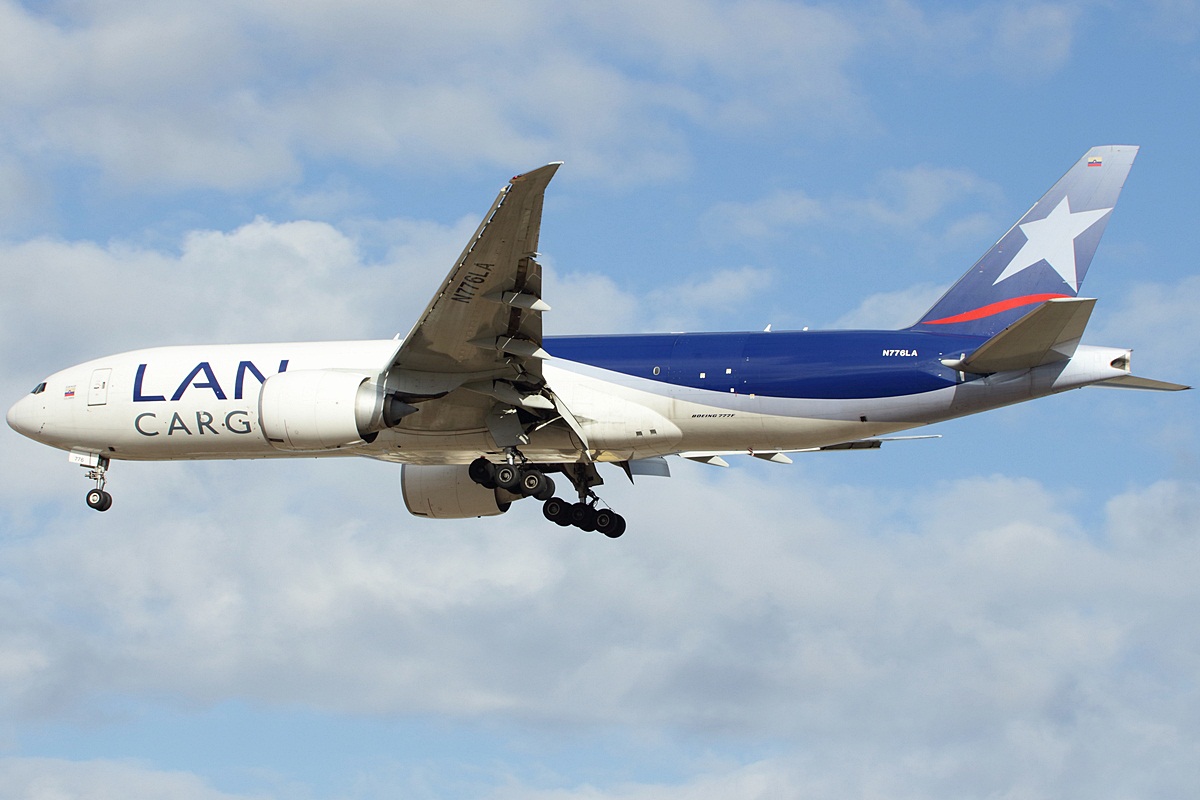 N776LA, (cn 38091), Boeing 777F