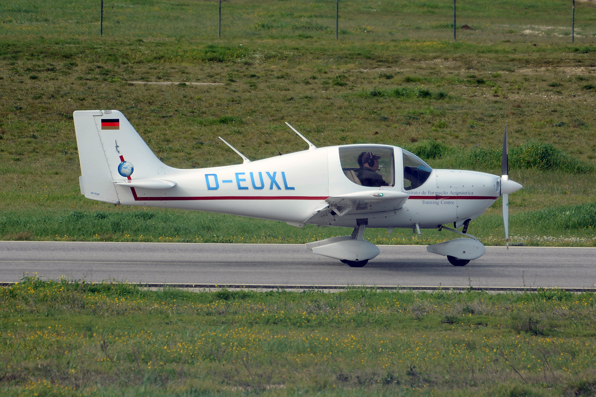 D-EUXL ( 0047 ) Liberty XL2