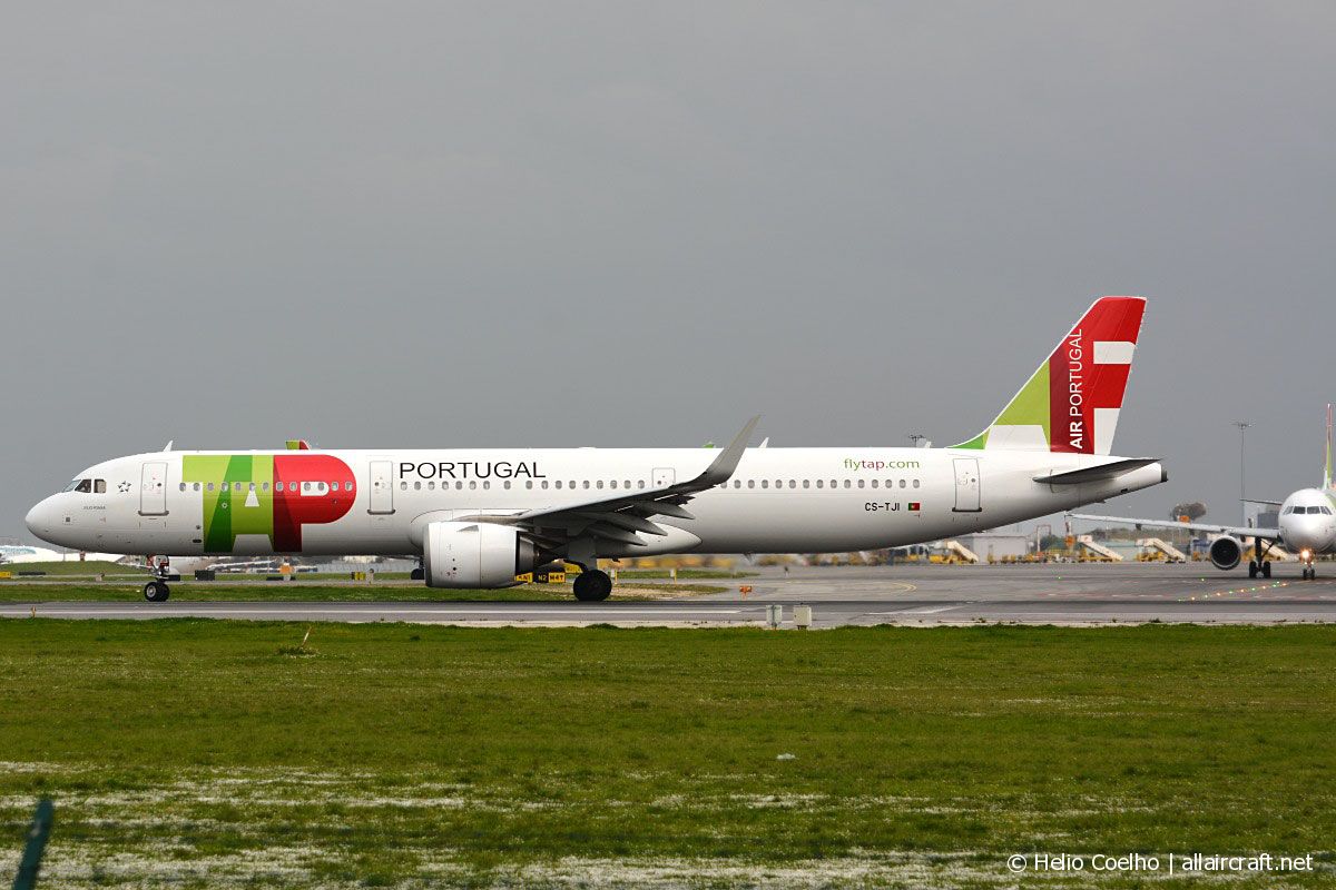 CS-TJI (8270) 2018 Airbus A321-251N