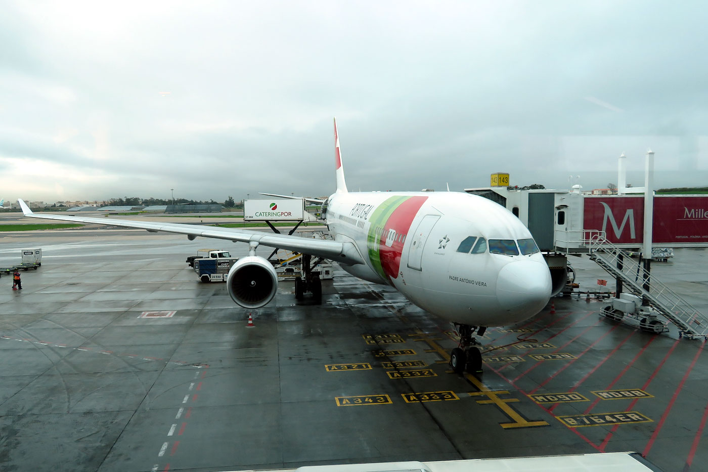 CS-TOK (317) 1999 Airbus A330-223