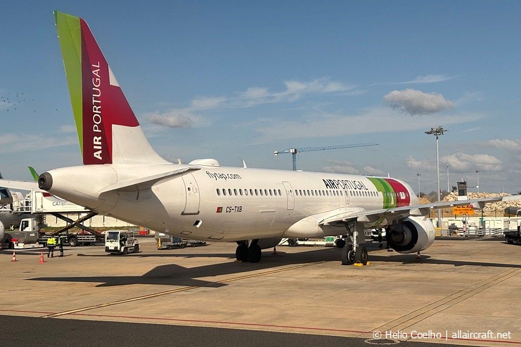 CS-TXB (8666) 2019 Airbus A321-251NX