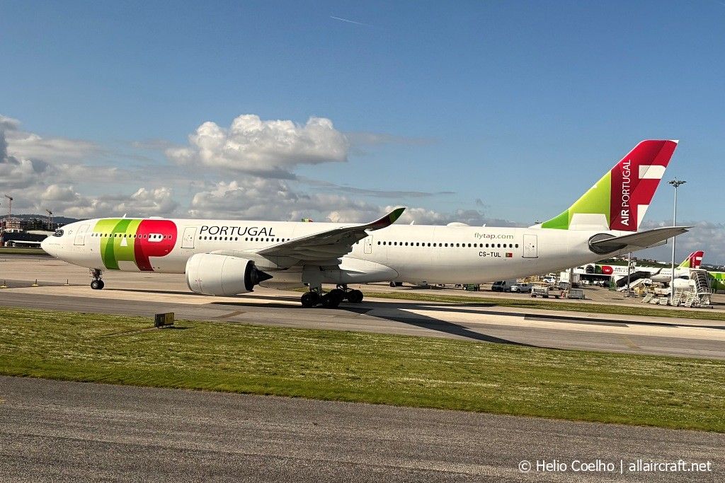 CS-TUL (1914) 2019 Airbus A330-941