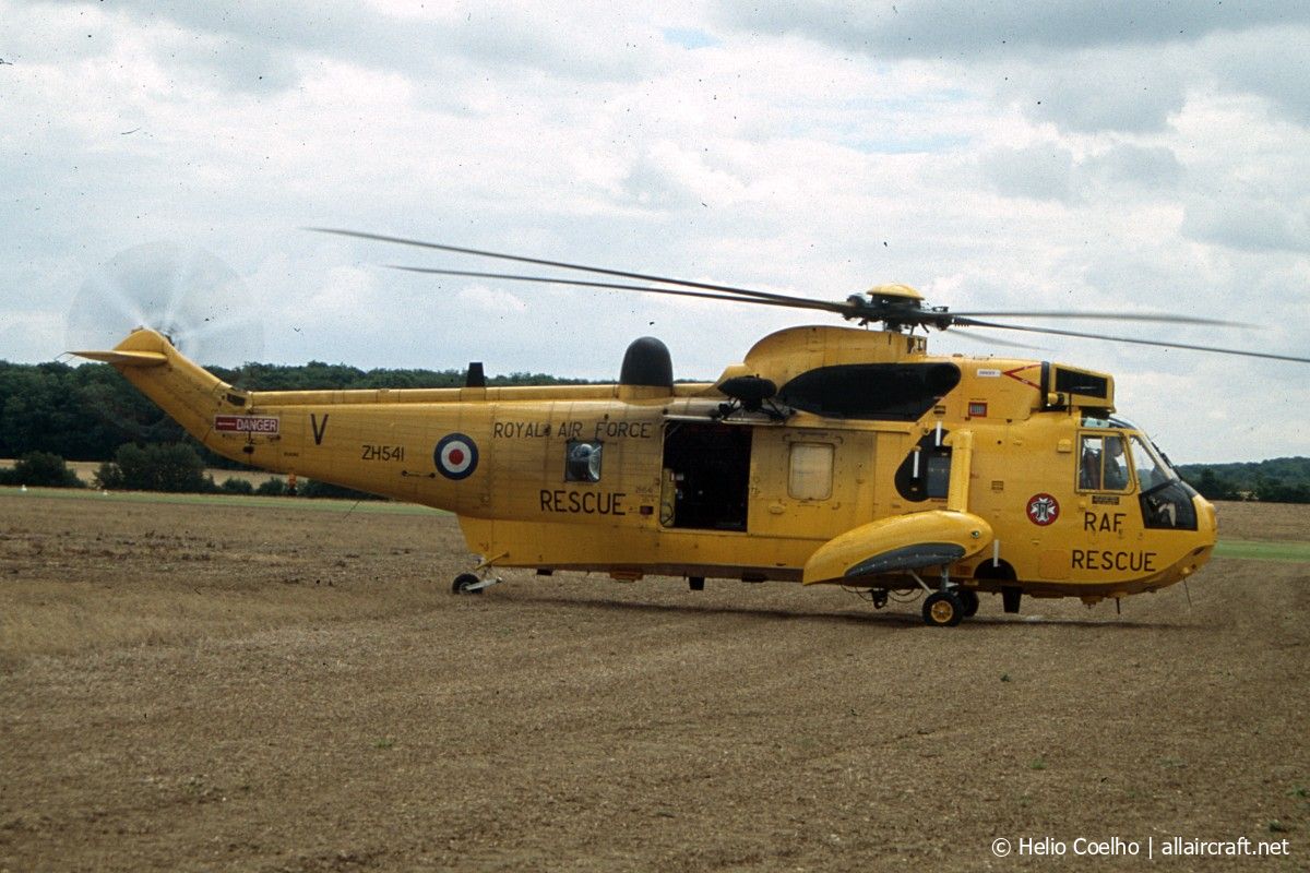 ZH541 (WA.1007) 1995 Westland Sea King HAR.3A