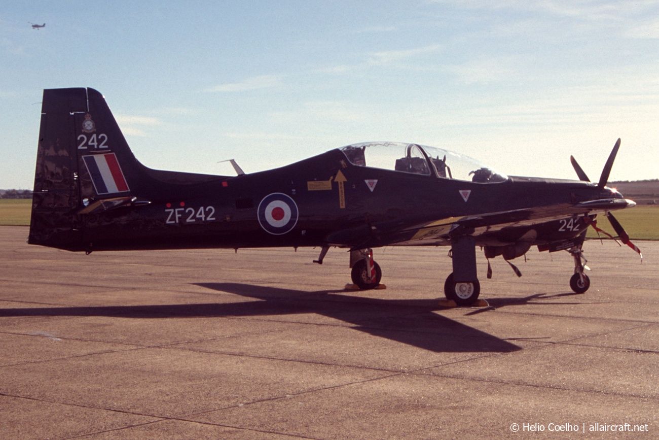 ZF242 (S046/T43) 1990 Short S-312 Tucano T1