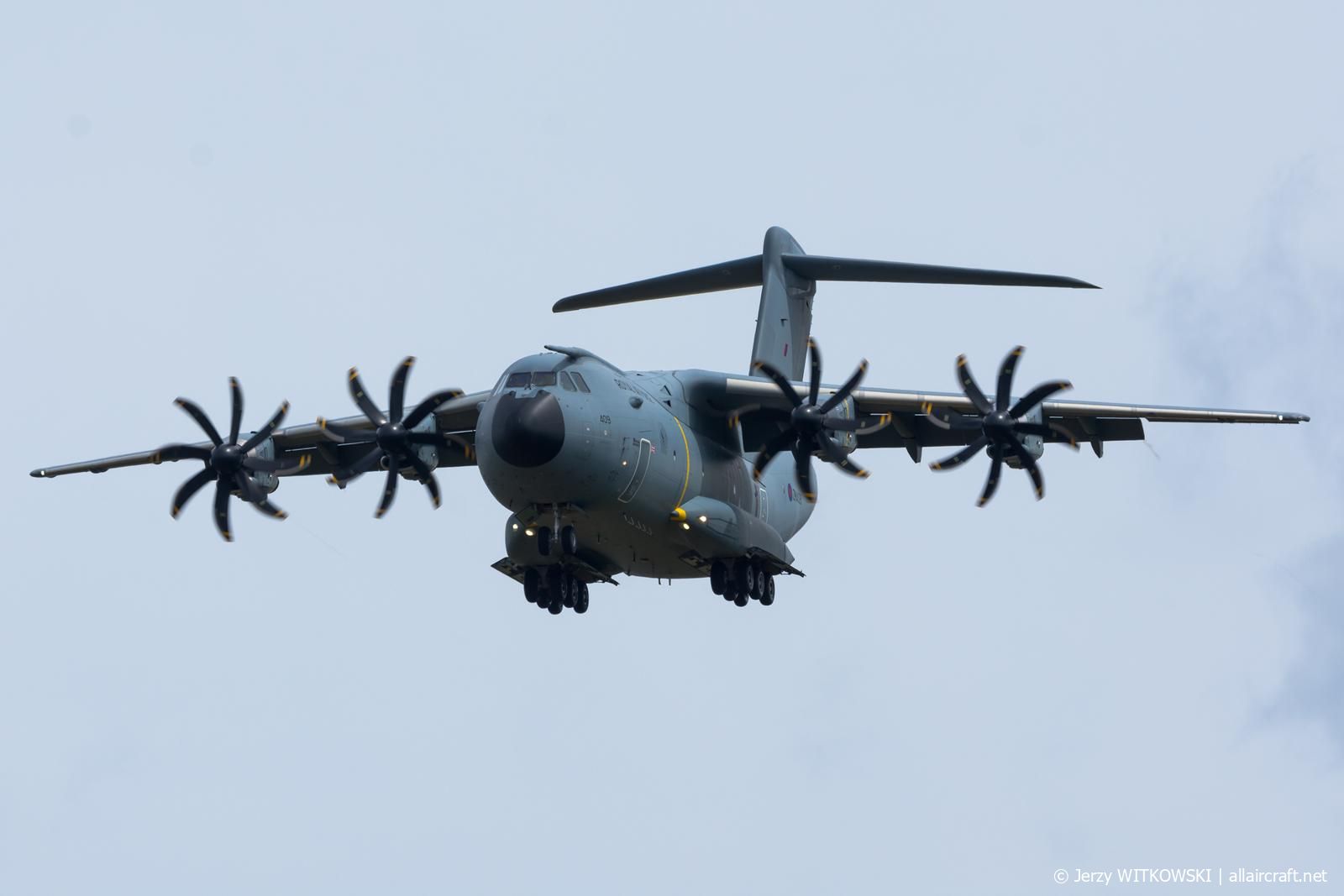 ZM409 (034) 2016 Airbus A400M-180