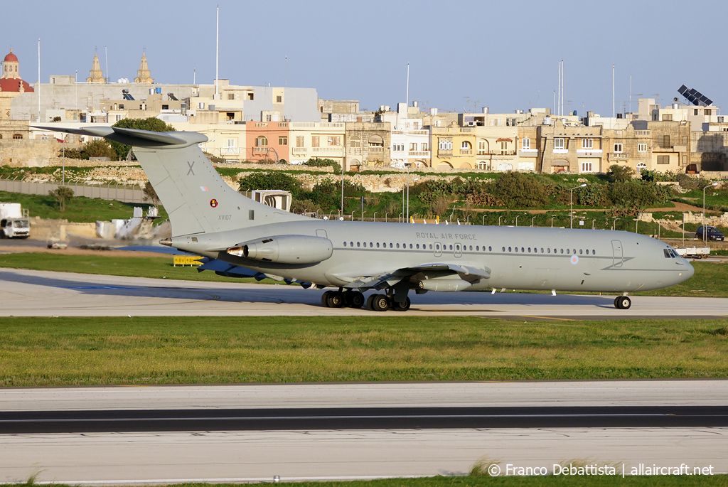 XV107 (837) 1968 Vickers Super VC-10