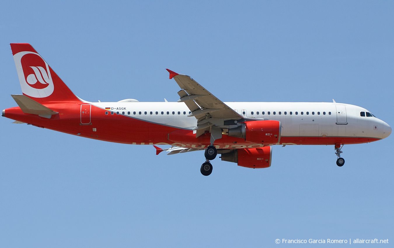 D-ASGK (2668) 2006 Airbus A320-214