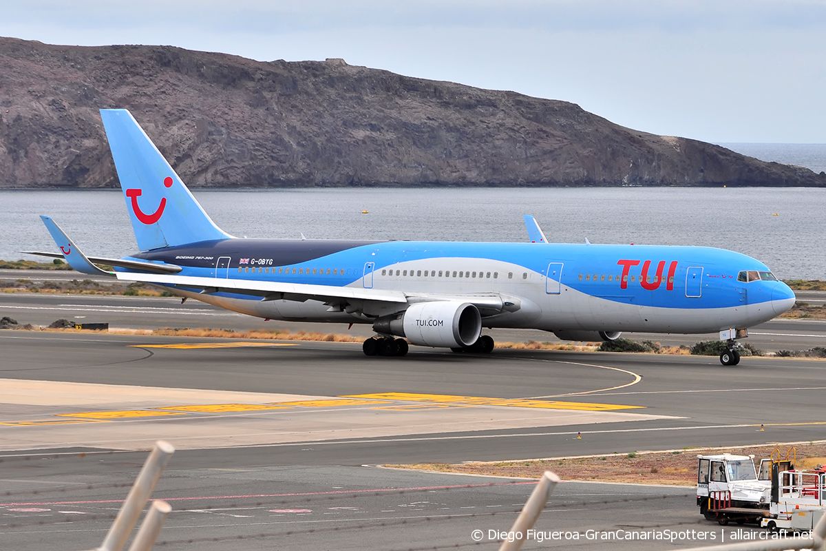 G-OBYG (29137) 1998 Boeing 767-304(ER)(WL)
