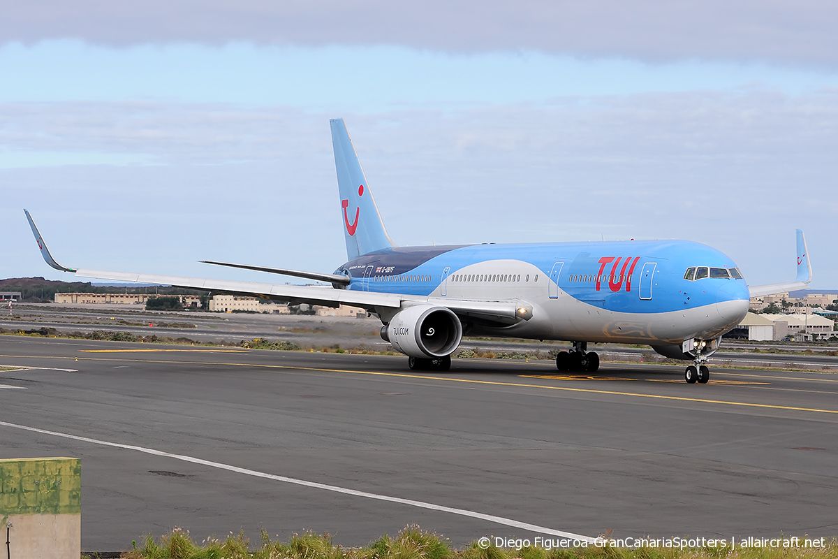 G-OBYF (28208) 1998 Boeing 767-304 ER WL