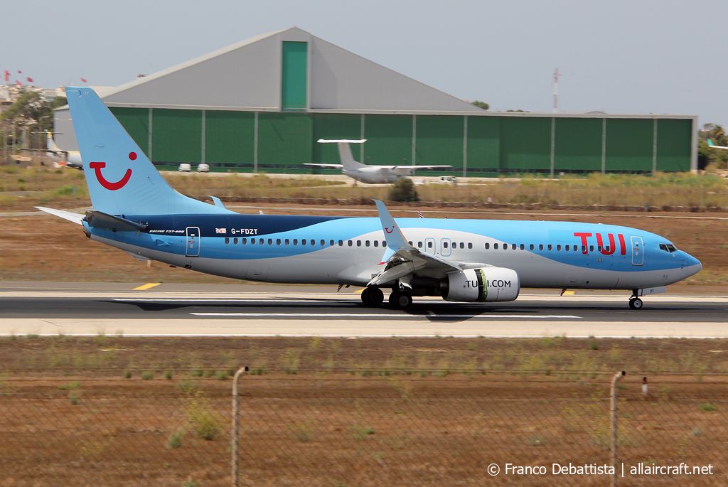 G-FDZT (37248) 2011 Boeing 737-8K5(WL)