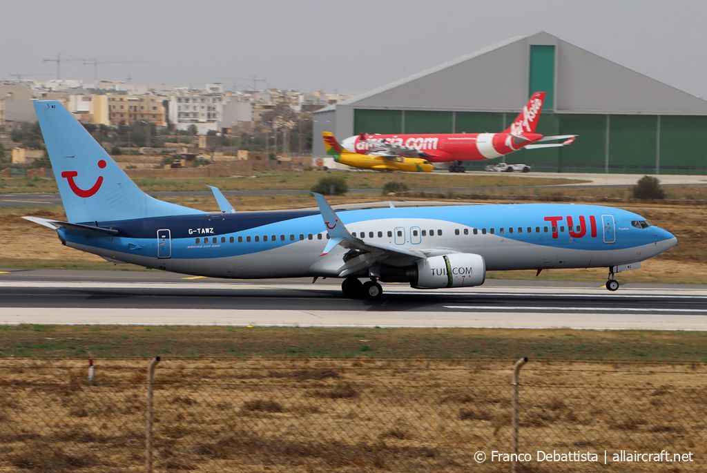 G-TAWZ (32669) 2006 Boeing 737-86N(WL)