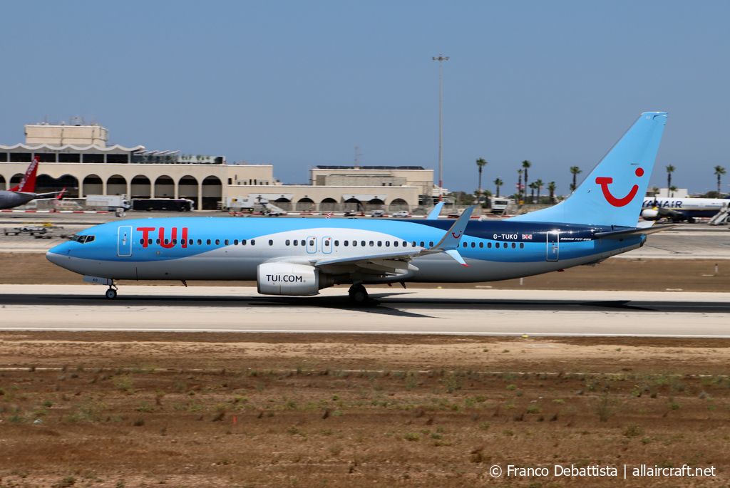 G-TUKO (37259) 2011 Boeing 737-8K5(WL)