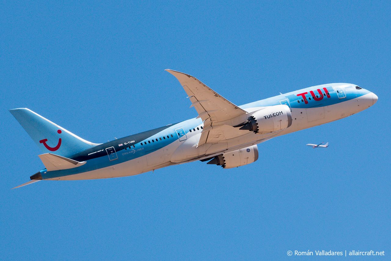 G-TUIH (37229) 2015 Boeing 787-8 Dreamliner