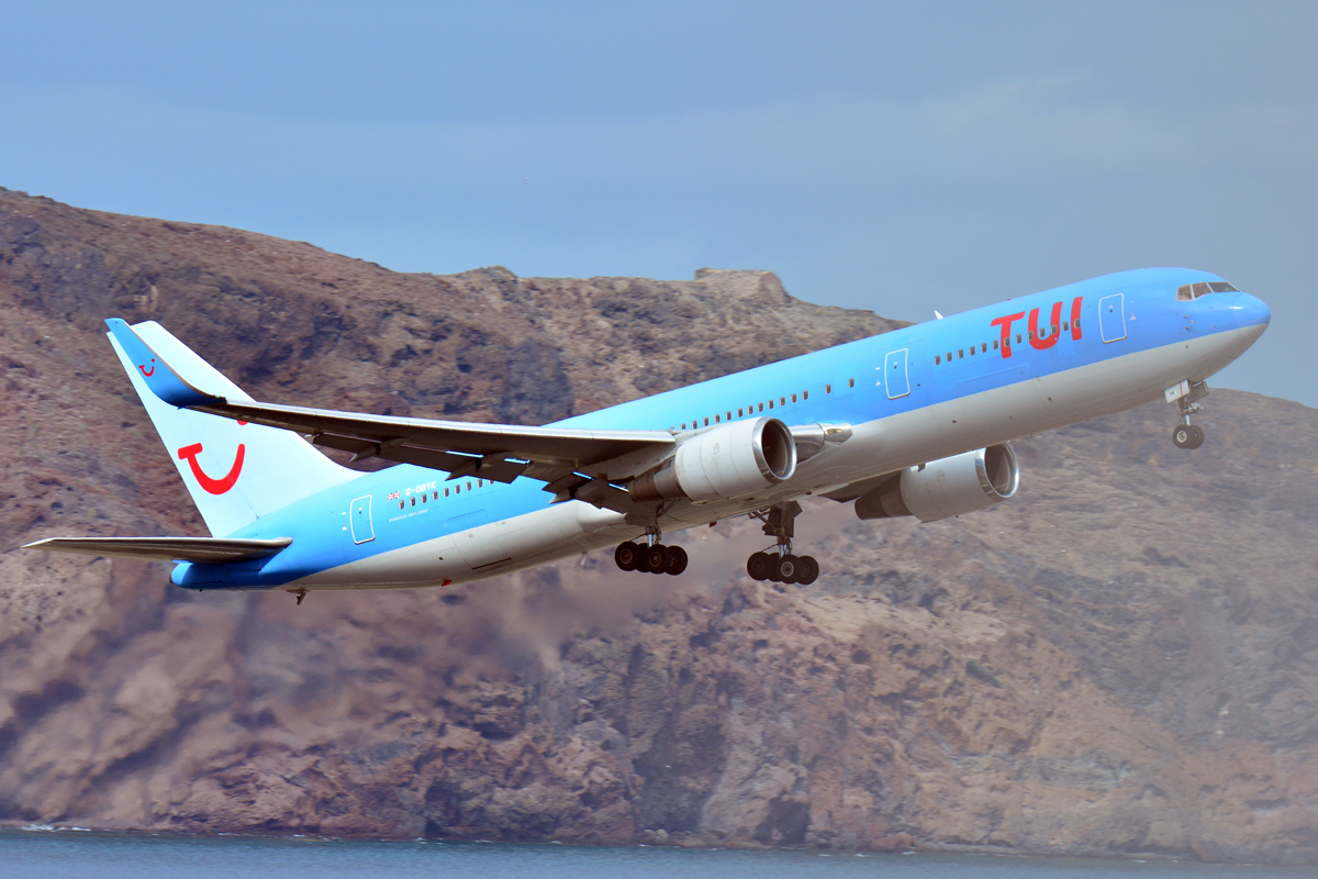 G-OBYK (29617) 1999 Boeing 767-38A(ER)(WL)