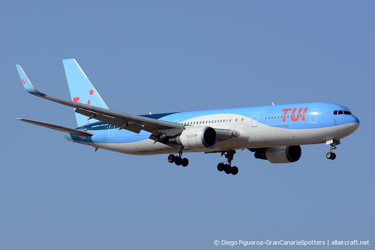 G-OBYF (28208) 1998 Boeing 767-304 ER WL