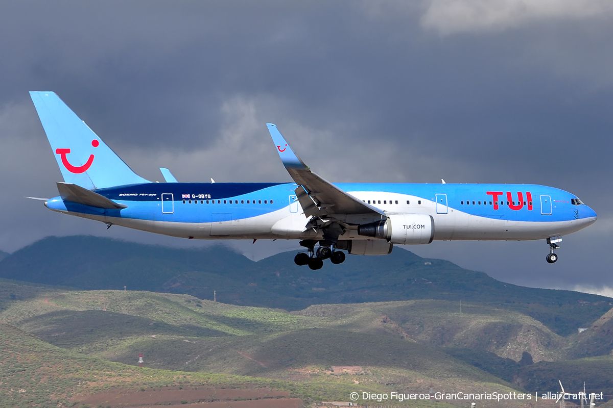 G-OBYG (29137) 1998 Boeing 767-304(ER)(WL)
