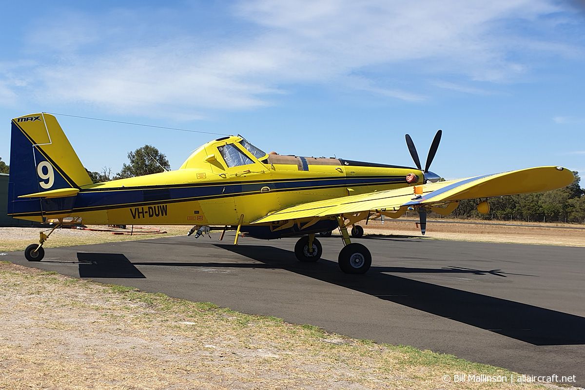 VH-DUW (cn 802-328) Air Tractor AT-802A