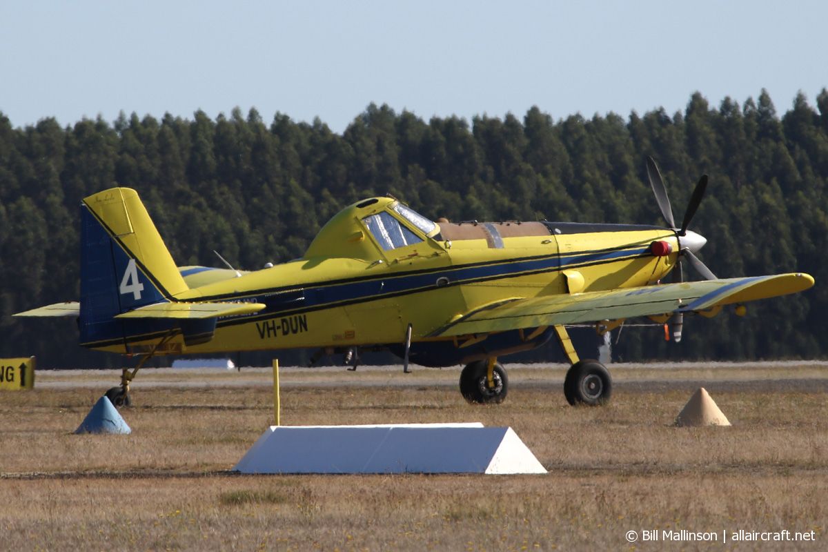 VH-DUN (cn 802-0382) Air Tractor AT-802A
